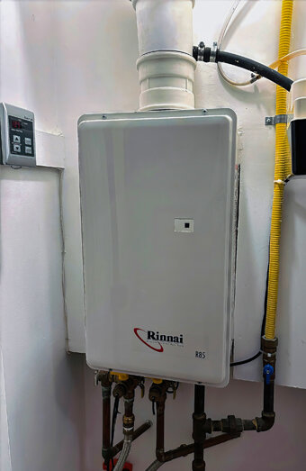 https://warwickhotwater.com.au/uploads/2025/06/hot-water-87450.jpg