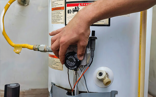 https://warwickhotwater.com.au/uploads/2025/06/hot-water-99485.jpg