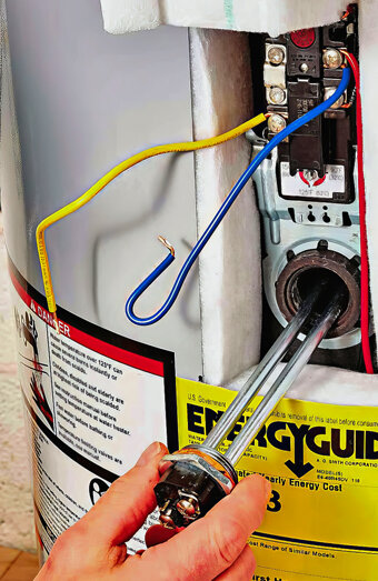 https://warwickhotwater.com.au/uploads/2025/06/hot-water-servicing-11836.jpg