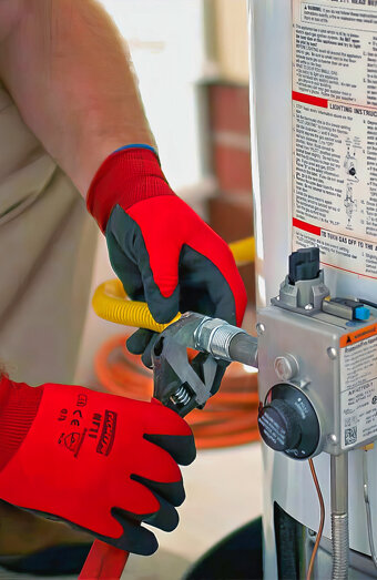 https://warwickhotwater.com.au/uploads/2025/06/hot-water-servicing-32050.jpg